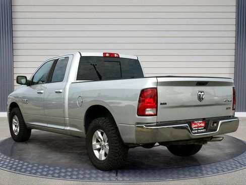 Used 2015 RAM 1500 Classic SLT w/ Luxury Group AWD/4WD image 5