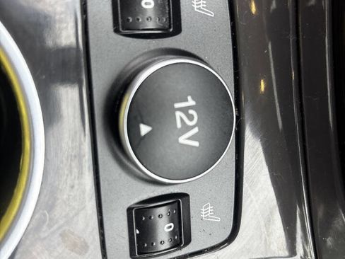 Used 2016 Ford Escape Titanium w/ Equipment Group 301A FWD image 16