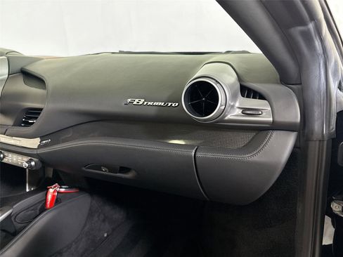 Used 2020 Ferrari F8 Tributo image 31