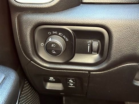 Used 2022 RAM 1500 Big Horn image 19