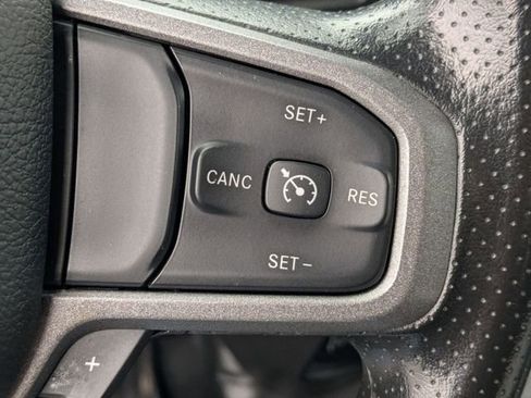 Used 2023 RAM 5500 Tradesman w/ Chrome Appearance Group image 15