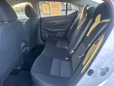 Used 2025 Nissan Sentra SV image 16