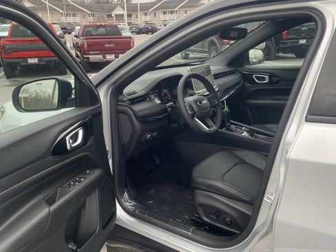 New 2026 Jeep Compass Limited image 14