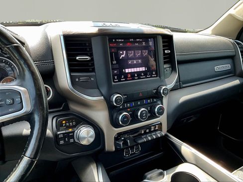 Used 2020 RAM 1500 Laramie AWD/4WD image 10