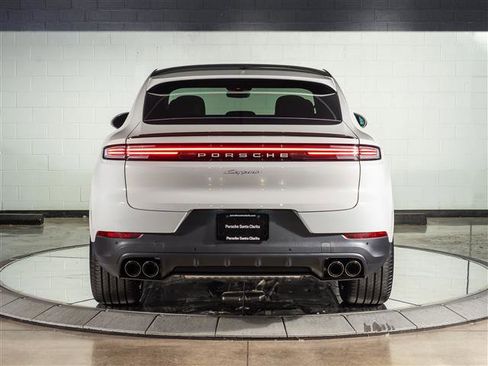 New 2026 Porsche Cayenne Coupe image 10