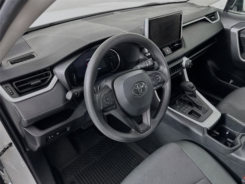 Certified 2025 Toyota RAV4 XLE image 22
