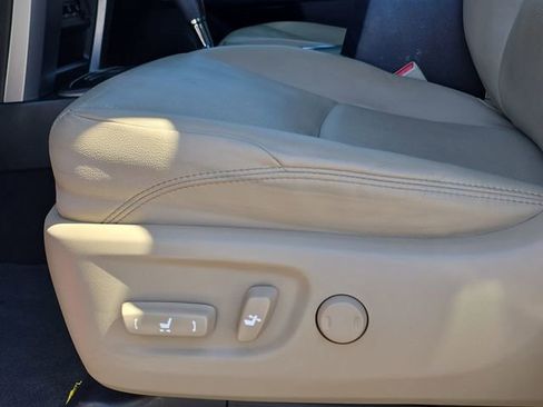 Used 2021 Toyota 4Runner Limited image 28