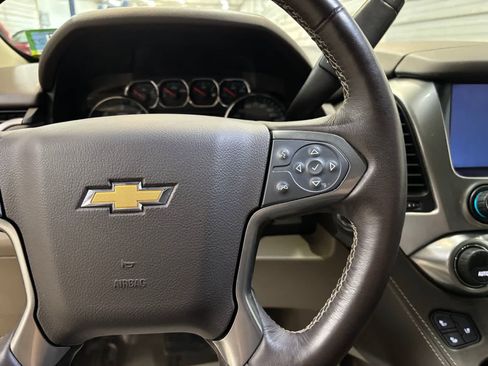 Used 2020 Chevrolet Tahoe Premier AWD/4WD image 15