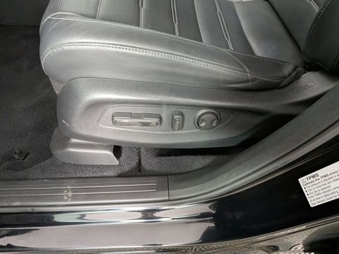 Used 2023 Honda CR-V EX-L image 17