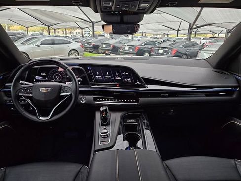 Used 2024 Cadillac Escalade Sport w/ Touring Package image 13