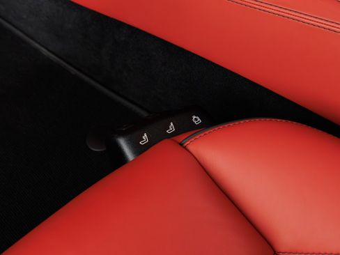 Used 2011 Mercedes-Benz SLS AMG Coupe image 33