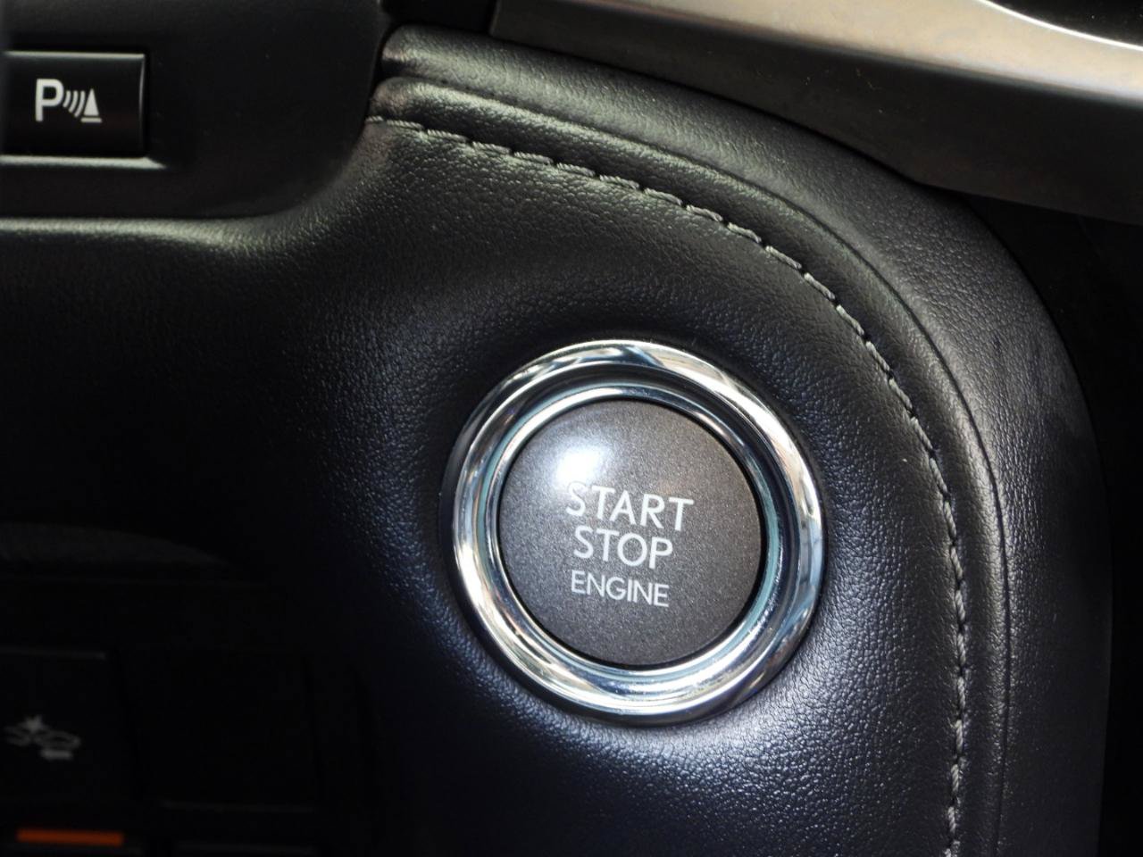 Used 2016 Lexus LX 570 4WD image 84