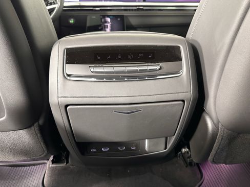 New 2025 Cadillac Escalade Sport w/ Touring Package image 38