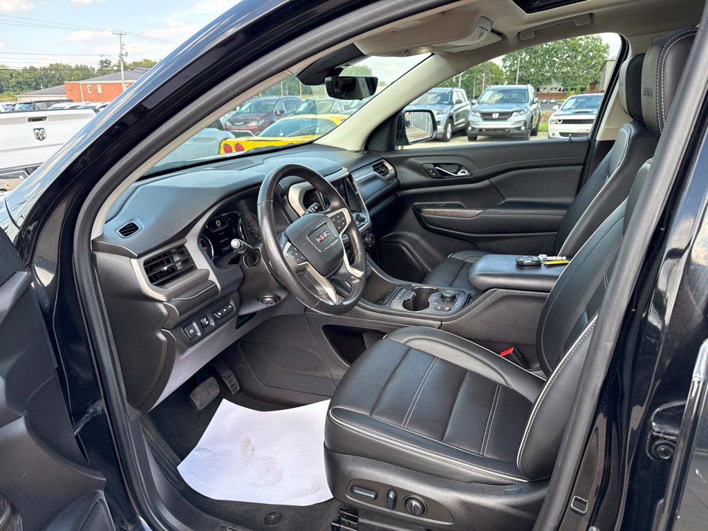 Used 2022 GMC Acadia Denali w/ Denali Ultimate Package AWD/4WD image 28