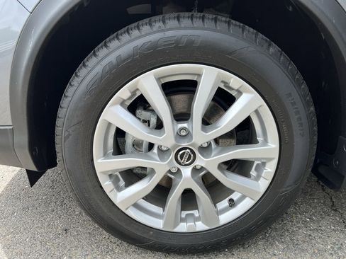 Used 2022 Nissan Rogue Sport SV w/ Technology Package AWD/4WD image 30
