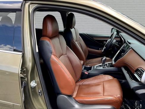 Used 2022 Subaru Outback Touring XT w/ Popular Package #2 AWD/4WD image 28