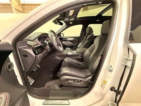 Used 2024 Acura MDX A-Spec image 18