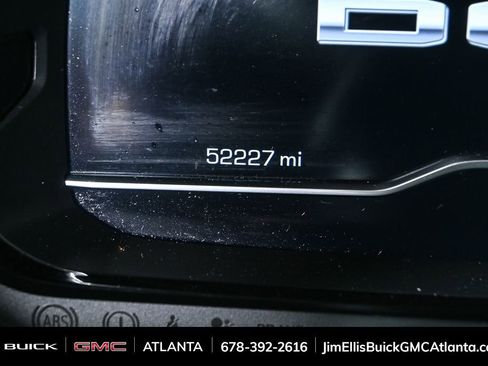 Certified 2024 GMC Yukon XL Denali image 10