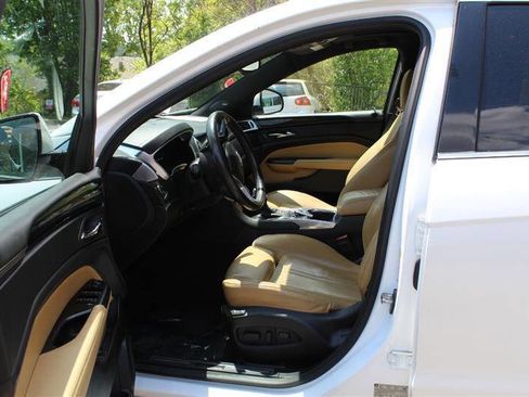 Used 2015 Cadillac SRX Luxury w/ Driver Assist Package FWD image 10