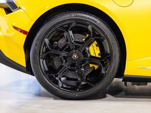 Used 2023 Lamborghini Huracan Tecnica RWD image 29