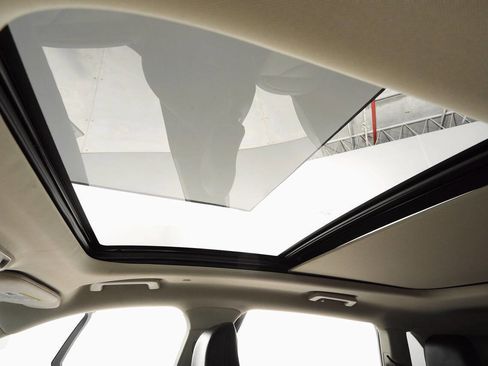 Used 2022 Lincoln Nautilus Reserve w/ Class II Trailer Tow Package image 15