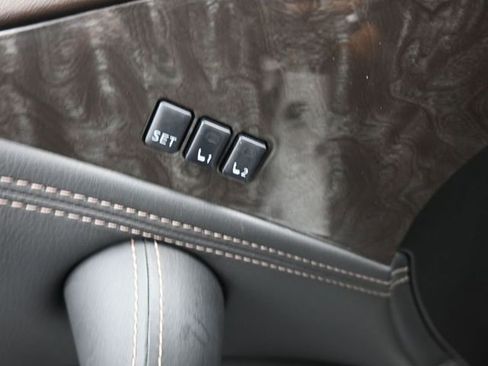 Used 2023 Nissan Armada Platinum w/ Captain's Chairs Package image 21