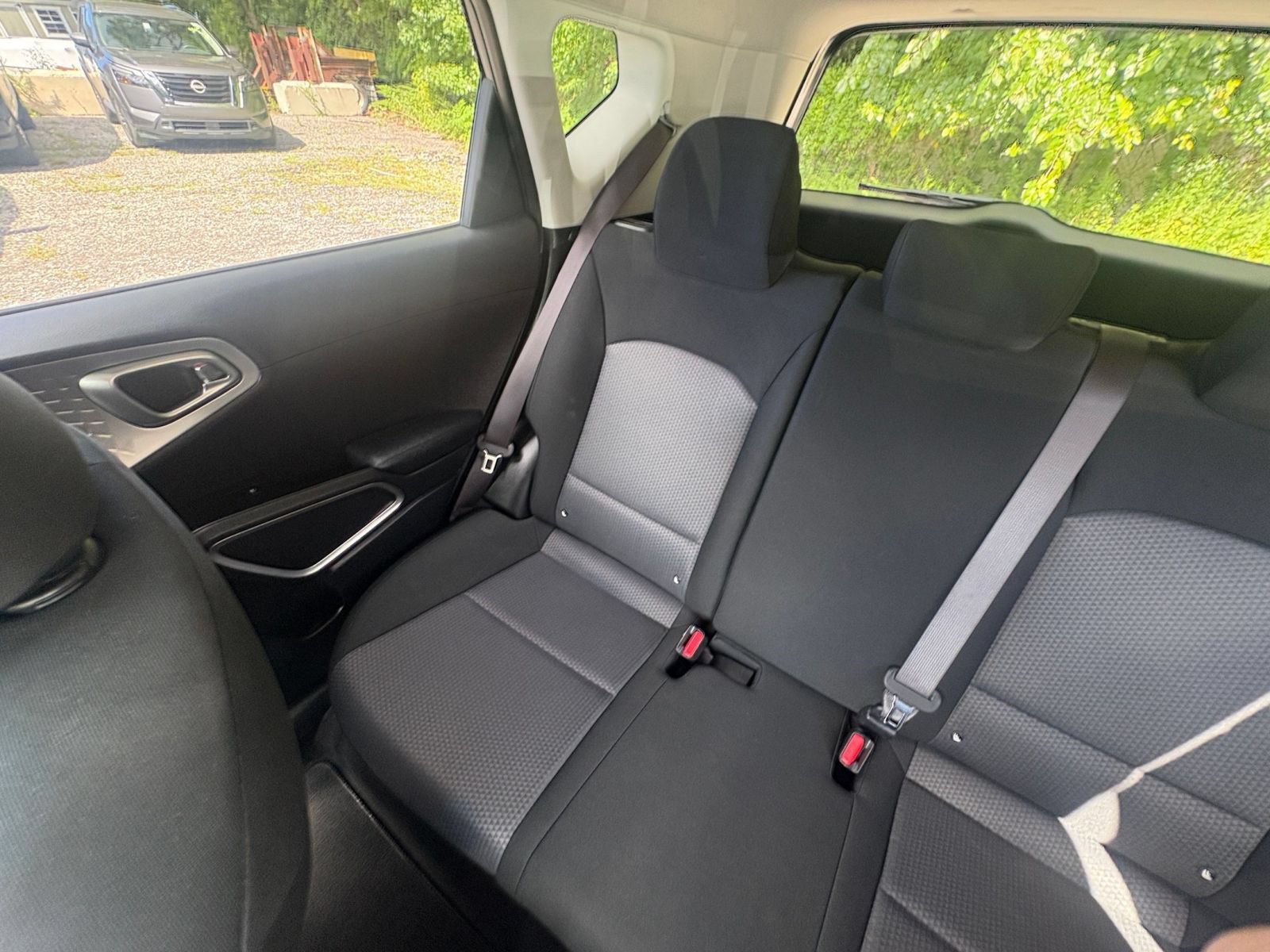 Used 2025 Kia Soul LX w/ LX Technology Package FWD image 34