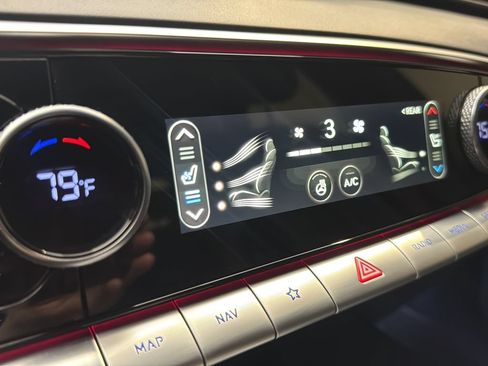 Certified 2023 Genesis GV70 2.5T w/ Sport Prestige Package AWD/4WD image 33