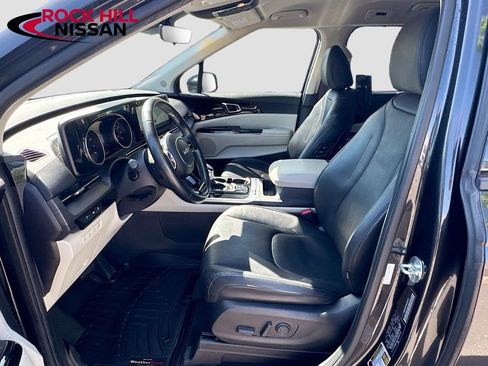 Used 2022 Kia Carnival SX FWD image 22