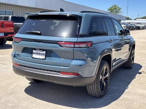 New 2026 Jeep Grand Cherokee Limited w/ Limited Altitude Package AWD/4WD image 3