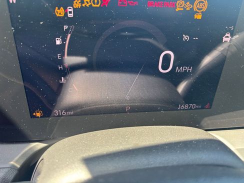 Used 2025 Buick Encore GX Preferred image 10