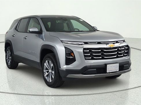 Used 2026 Chevrolet Equinox LT AWD/4WD image 1