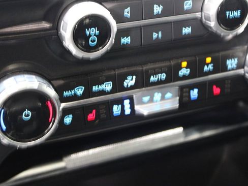 Used 2023 Ford F150 Lariat AWD/4WD image 31