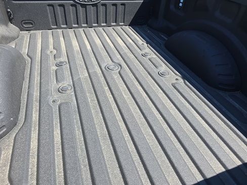 Used 2026 Ford F350 Lariat AWD/4WD image 5