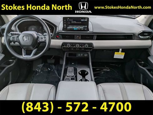 Certified 2025 Honda Pilot Touring image 20