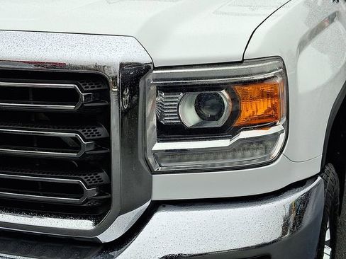 Used 2016 GMC Sierra 2500 SLE w/ SLE Preferred Package image 12