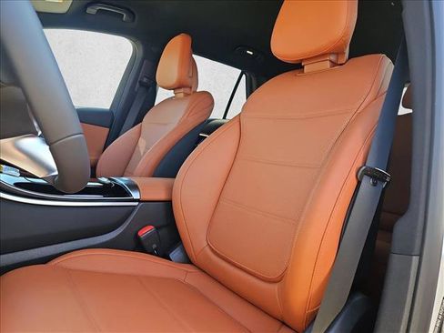 Certified 2026 Mercedes-Benz GLC 300 image 4