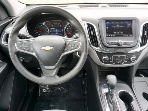 Used 2023 Chevrolet Equinox LT w/ LPO, Floor Liner Package AWD/4WD image 9