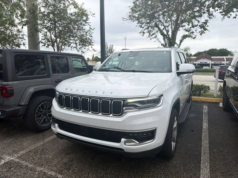 Used 2022 Jeep Wagoneer Series I w/ Premium Group I RWD image 1
