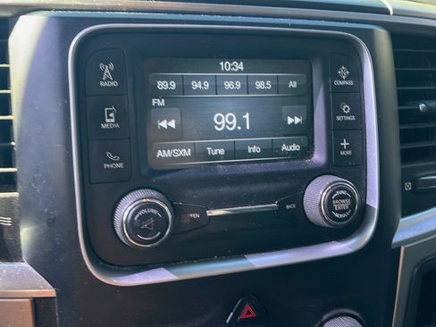 Used 2014 RAM 1500 Classic SLT RWD image 14