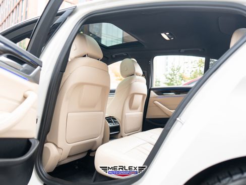 Used 2018 BMW 540i image 20