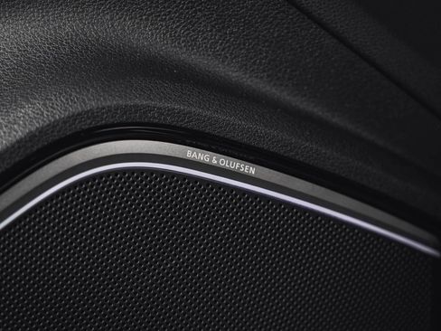 Used 2020 Audi RS 3 w/ Navigation Package image 36