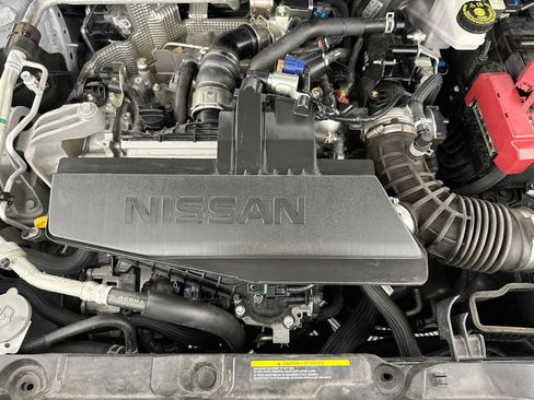 Used 2025 Nissan Rogue S FWD image 39