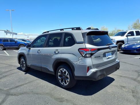 Used 2026 Subaru Forester Premium AWD/4WD image 12