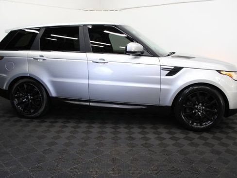 Used 2015 Land Rover Range Rover Sport HSE AWD/4WD image 4