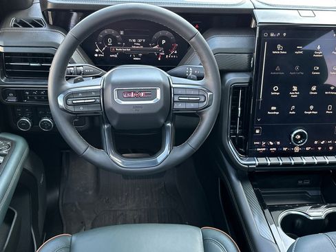 Used 2026 GMC Yukon AT4 image 15
