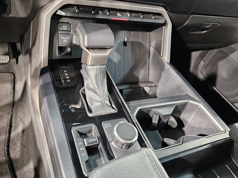 Certified 2025 Toyota Tundra SR5 AWD/4WD image 31