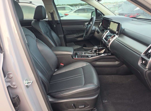 Certified 2023 Kia Sorento SX FWD image 8