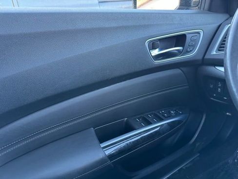 Used 2018 Acura TLX image 33