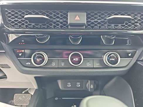 Certified 2025 Acura ADX AWD image 22